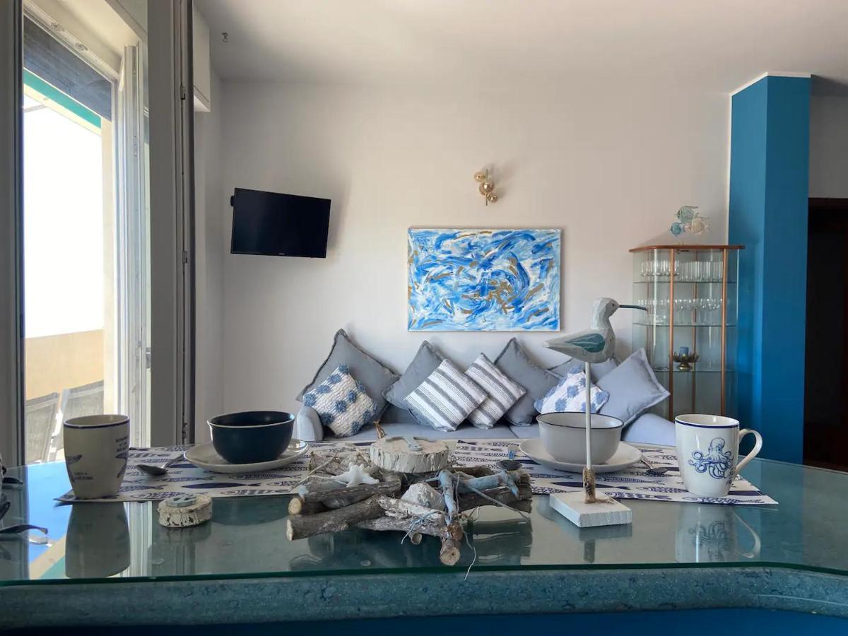 Apartamento Tramonto In Baia Pésaro Exterior foto