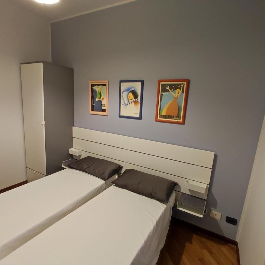 Apartamento Tramonto In Baia Pésaro Exterior foto