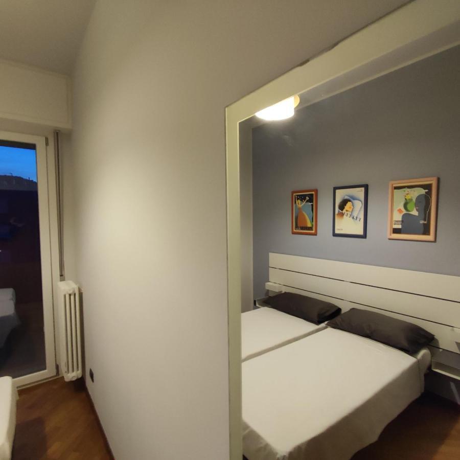 Apartamento Tramonto In Baia Pésaro Exterior foto
